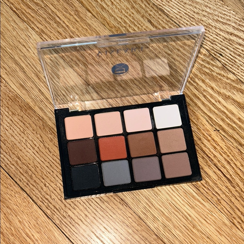 Viseart Neutral Matte Eyeshadow Palette